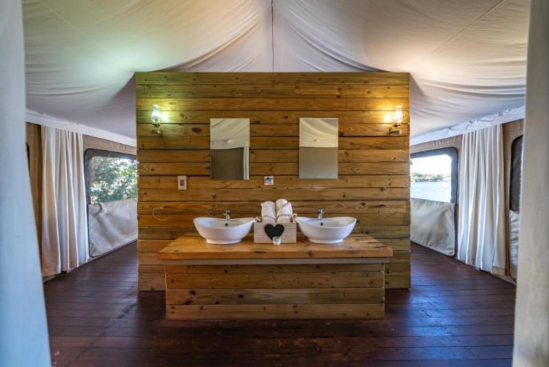 Jackalberry Chobe Hotel Kasane Exterior photo